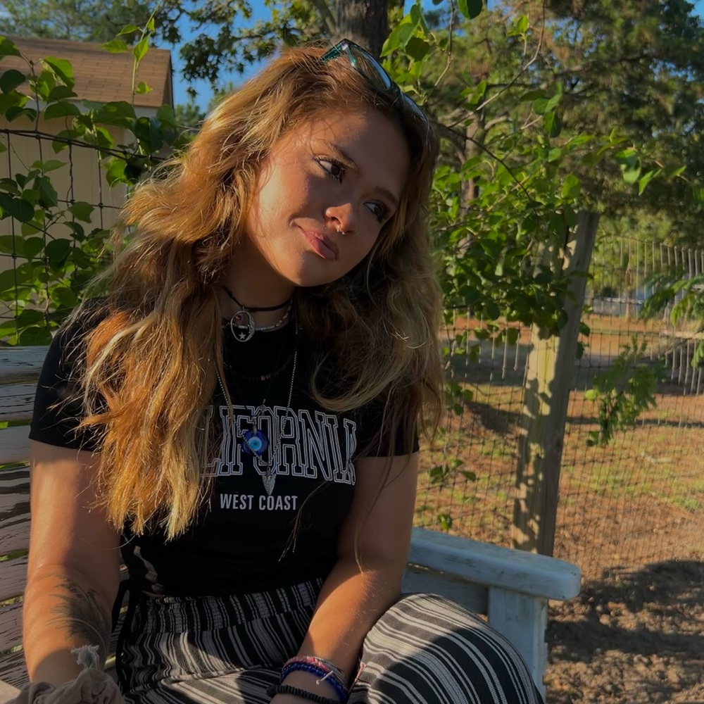 Meet your Posher, Kayla